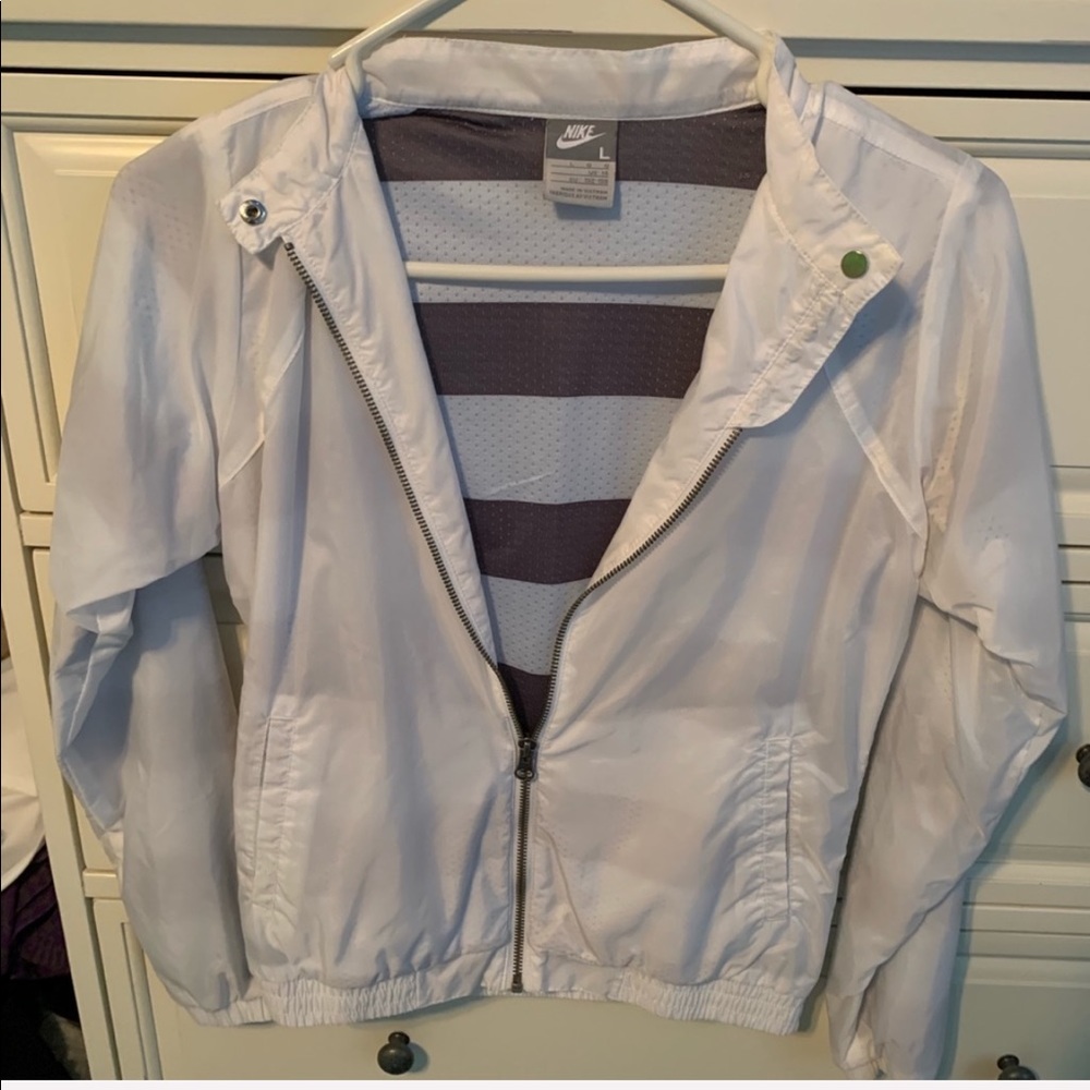 Nike white zip up workout jacket